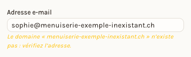 Le message sous le champ quand le domaine n'existe pas