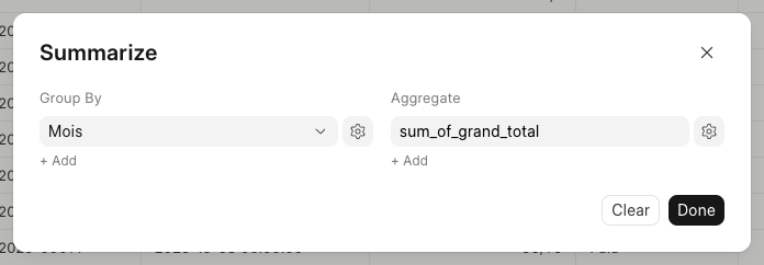 La fenêtre Summarize : regrouper par mois, additionner le total général